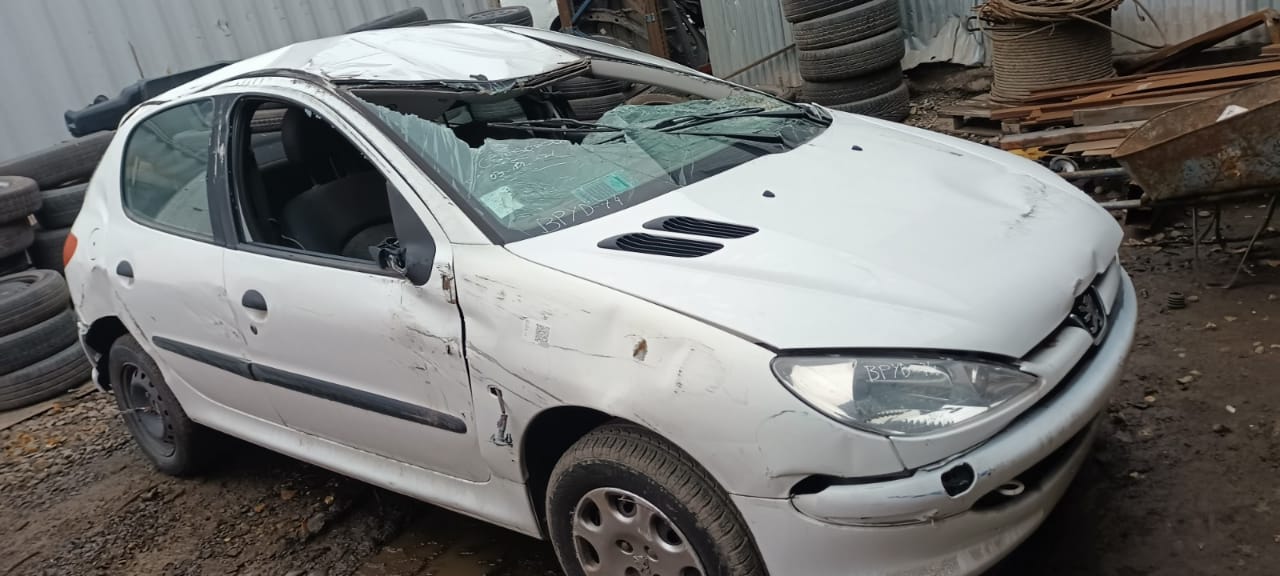  Peugeot 206 2001    EN DESARME